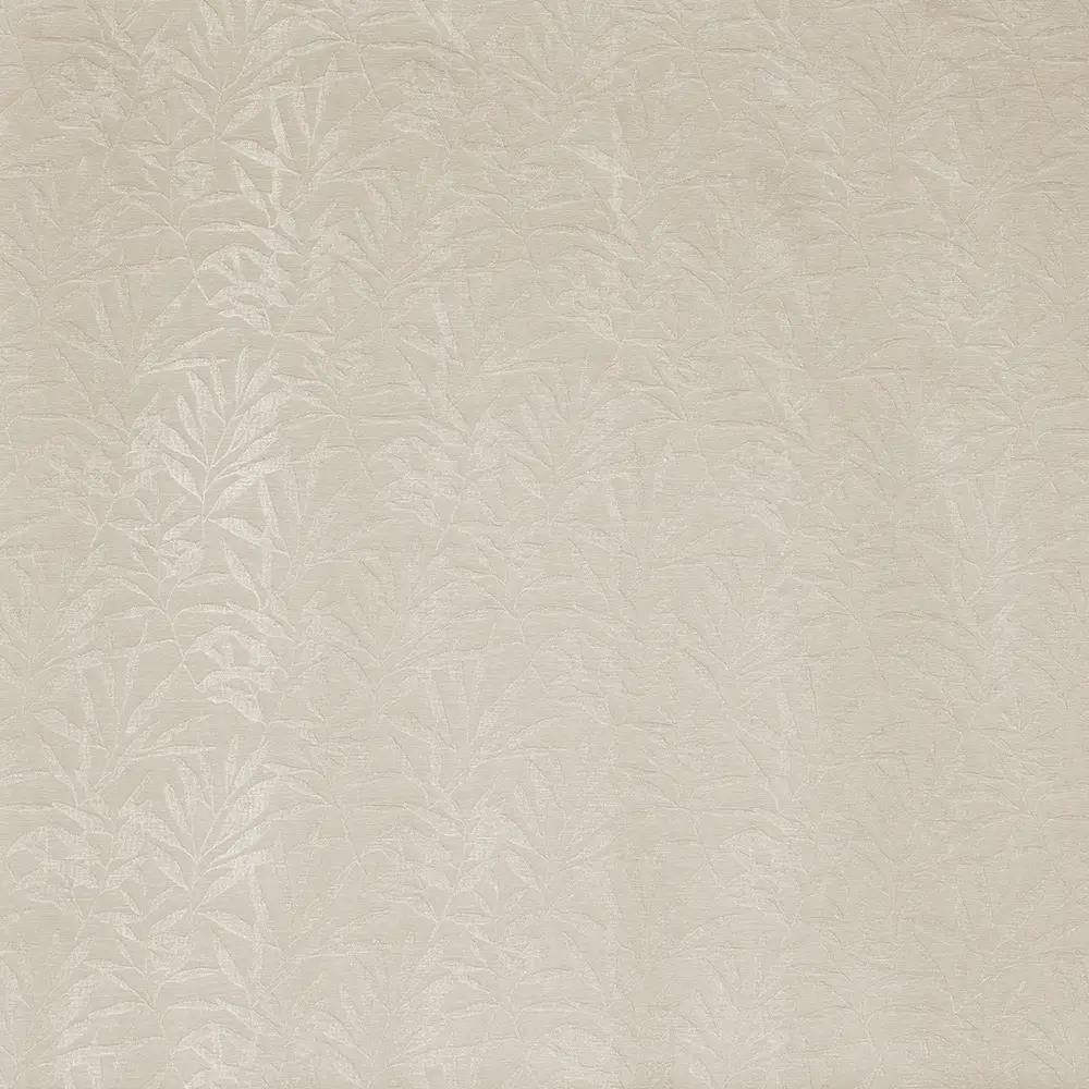 Triolet Almond